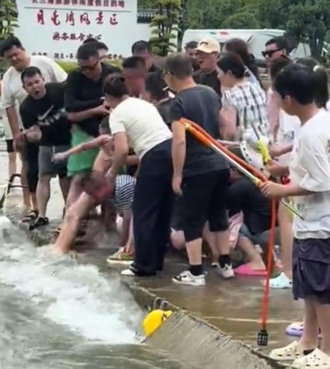 2岁妹妹3岁哥哥双双遇难