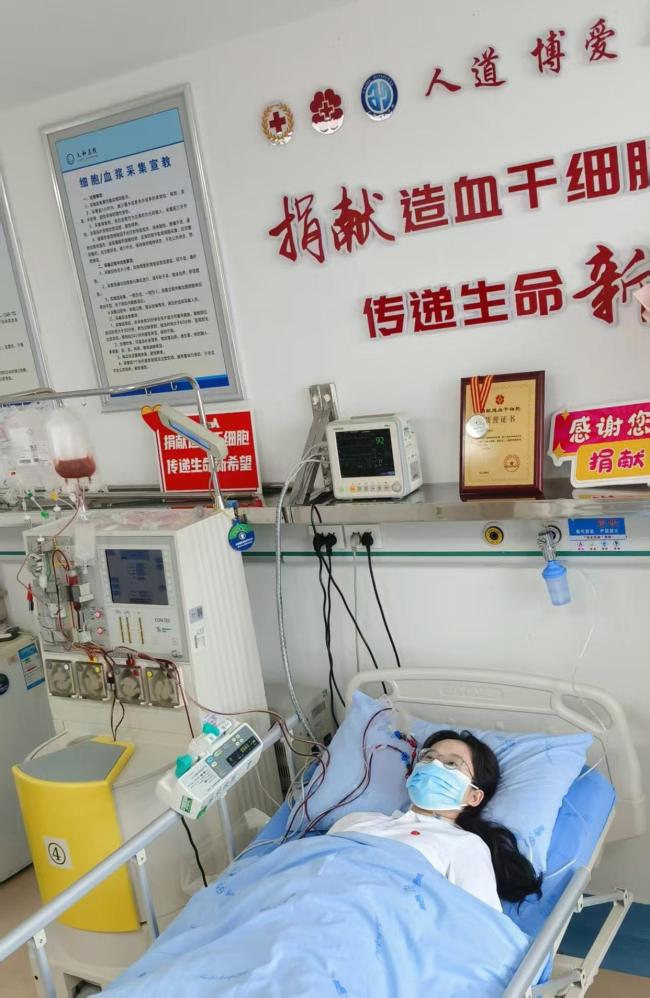 25岁姑娘用7年兑现救人承诺 生命希望送往华北