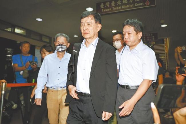 開庭前妻子墜樓身亡 柯文哲前副手痛哭 檢方被批逼死人沒感覺