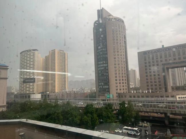多地大到暴雨局地雷暴大风
