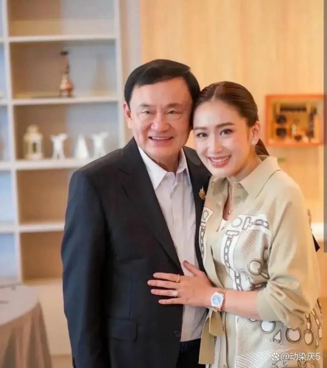 佩通坦已退位 洪森为何还不收手 权力游戏再升级