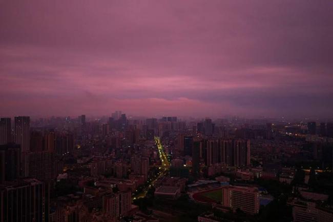 成都的粉色天空有多美 早起查收惊喜