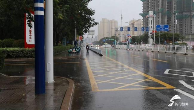 高溫高濕天警惕室內(nèi)中暑