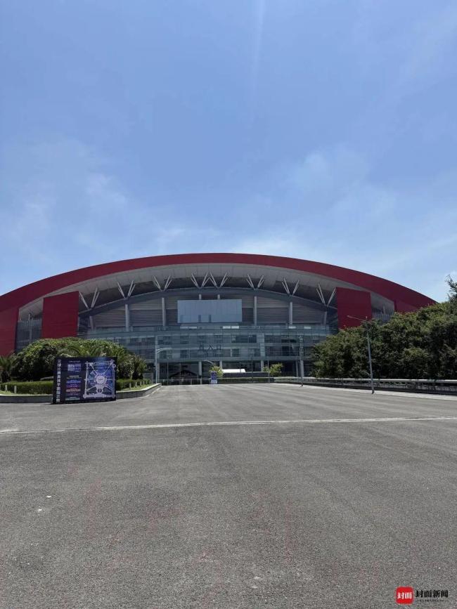 苏超南哥之争来了！南京vs苏州 高温下的城市对决
