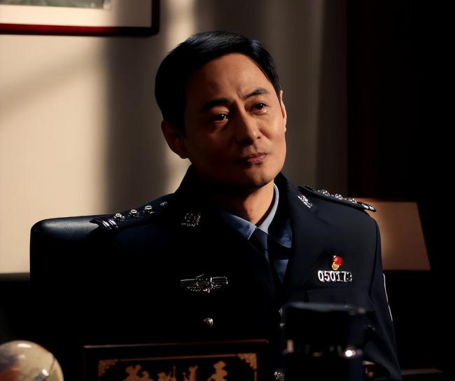《以法之名》誰隱藏最深 許言午的“扮豬吃老虎”
