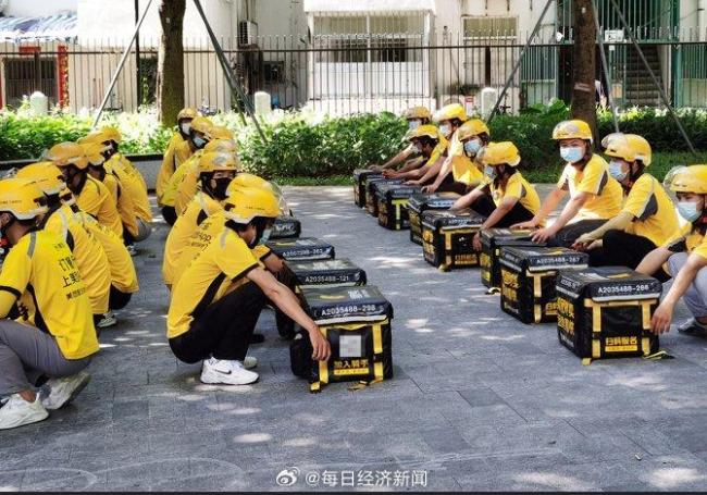 有騎手工作9小時到手1600元
