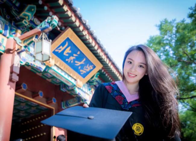 北大美女學(xué)霸轉(zhuǎn)行當(dāng)演員 最新發(fā)聲 遵從內(nèi)心選擇演藝路
