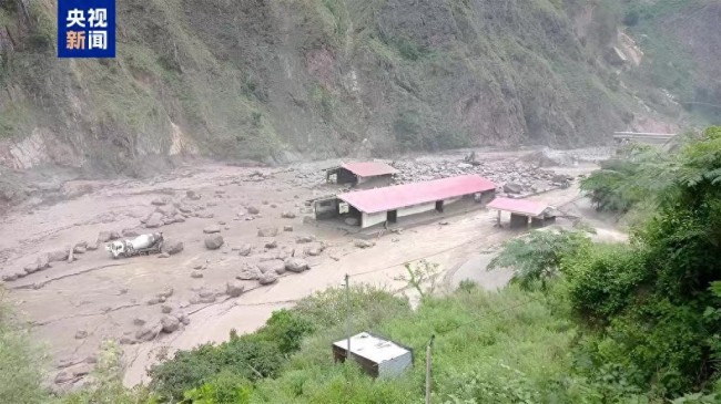 尼泊爾山洪致6名中國(guó)公民失蹤 搜救行動(dòng)緊急展開(kāi)