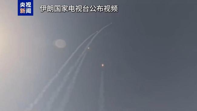以承認(rèn)其軍事基地曾遭伊朗導(dǎo)彈襲擊