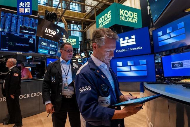 一手对14国加税 一手延长暂缓期 特朗普打的什么小九九 关税谈判进展艰难