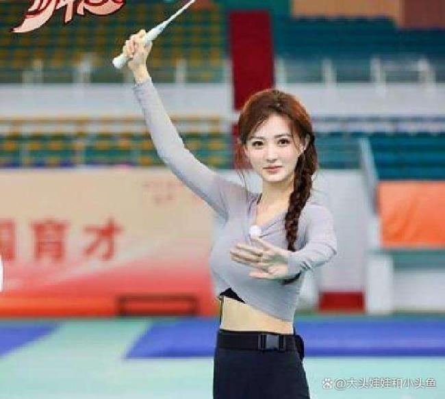 徐璐打羽毛球身材太吸睛,！《國醫(yī)少年志》背后全是驚喜,！