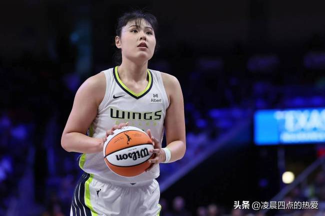 中國女籃16人陣容誰能出征亞洲杯 李夢李月汝缺席引發(fā)關(guān)注