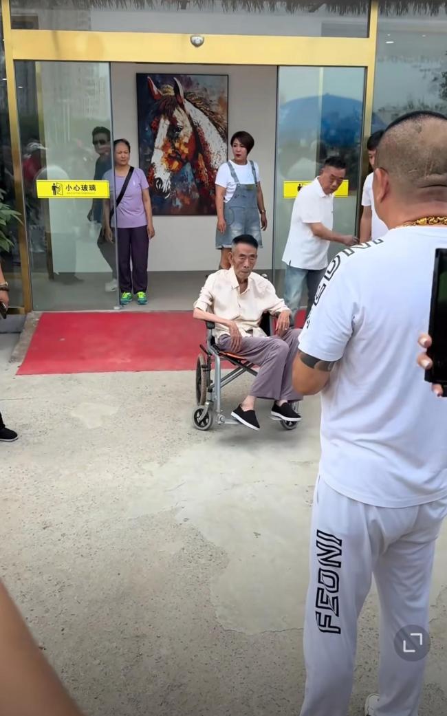 杨少华账号发布讣告 老艺术家安详离世