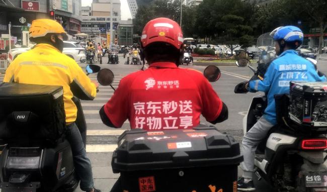 外賣市場中場戰(zhàn)事升級:千億補貼引發(fā)訂單激增