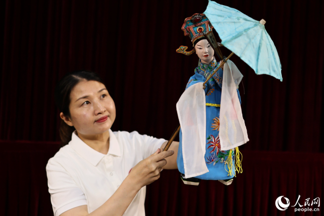 老祖宗的手辦會(huì)演戲 方寸舞臺(tái)展絕技