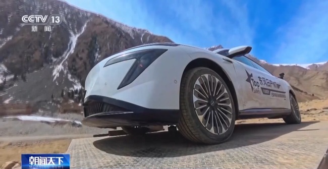 8噸追尾+30噸夾擊……汽車安全迎接“極限挑戰(zhàn)”,！