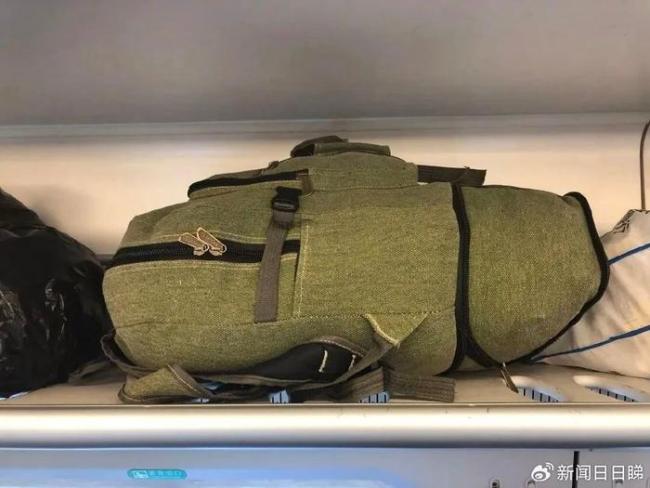 乘客吐槽座椅后方塞滿行李 影響舒適度引關(guān)注