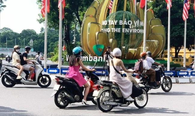 越南河内三环内将禁燃油摩托车 迈向绿色交通时代