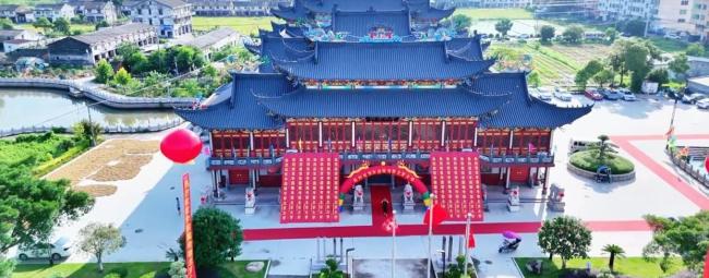 一考生考上北大在宗祠辦儀式 升學(xué)宴天花板