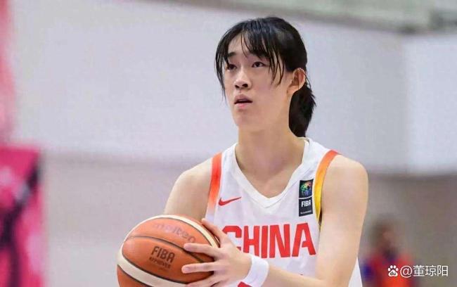 2分59秒压哨KO，中国姑娘最后一秒绝地翻盘 凌晨两点的胜利信号弹