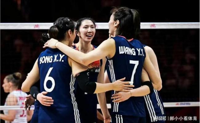 中国女排2比3憾负无缘四强，赵勇为何不敢大胆用人了 关键时刻调整欠佳