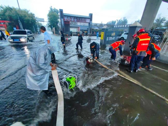 中国气象局：北京仍有强降雨30日逐渐减弱 随后强降雨将转移至华东