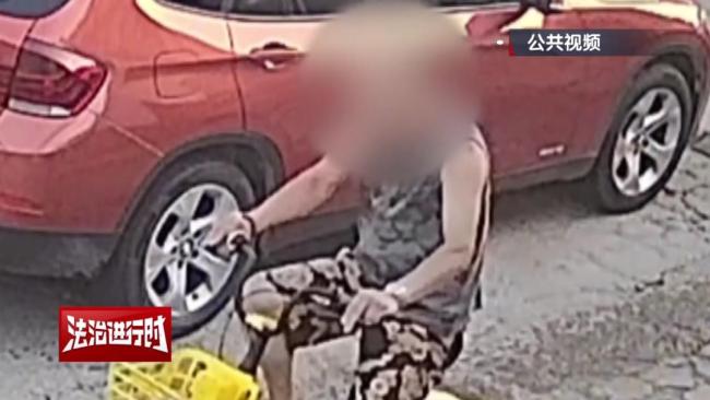 北京警方拘留1名男子：半路上脱裤子，自称“太热了” 偷车后变装企图逃避侦查