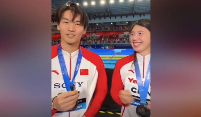 张雨霏安慰徐嘉余！徐嘉余：会坚持到洛杉矶奥运