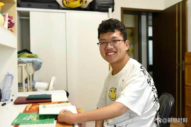 阜阳“折翼男孩”潘家乐，高考651分，被中山大学录取！