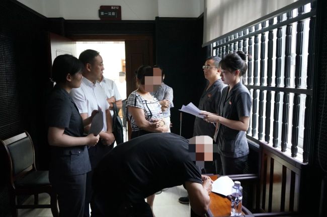 湖南男子打伤叔叔不服处罚起诉政府！