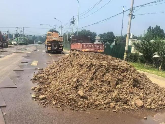 海淀破獲違規(guī)傾倒建筑垃圾案 科技助力精準打擊