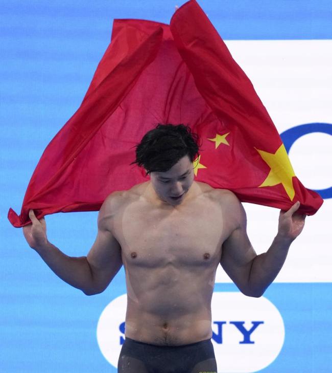 蛙王归来 覃海洋这1年经历了什么 第八道奇迹
