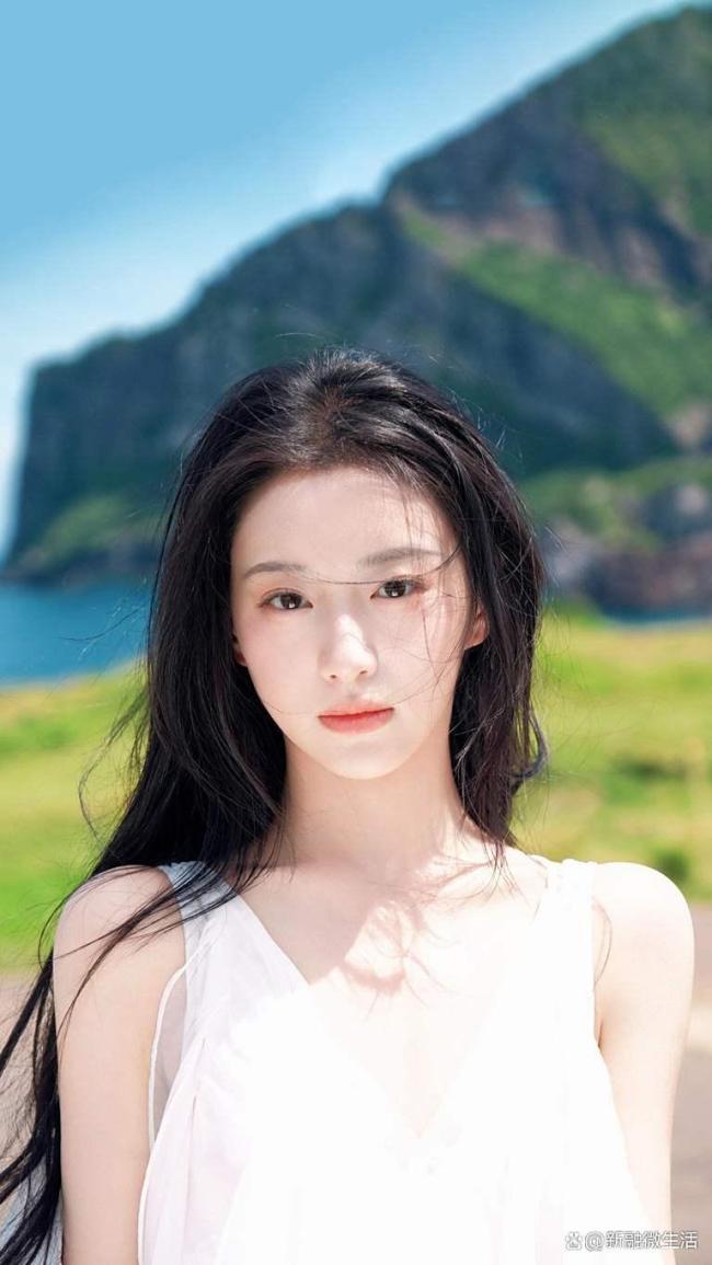 包上恩这张脸演校花拿什么输 韩范美学的自然演绎