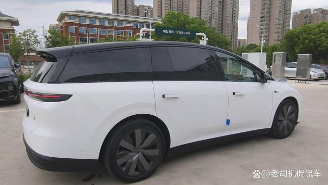 试驾乐道L90和理想i8，发现真差距