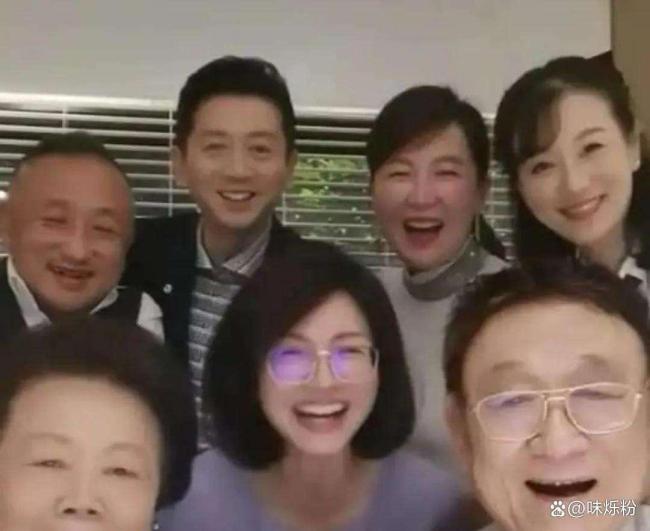 《十六岁的花季》原班人马重聚 青春回忆再现