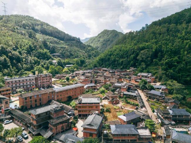 假期该有的松弛感！暑假反向旅游可以去哪？