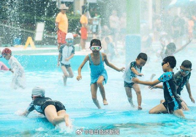 全球经历有记录以来第三热的7月