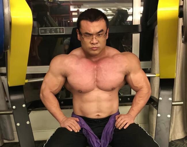 38岁健美博士猝死带来哪些警示 生命极限的反思