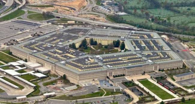 阿拉斯加重兵集结,幸亏俄留了一手 普京智慧化解危机