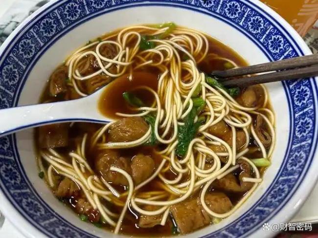 警方介入3女子帶4孩多次續(xù)面 免費(fèi)續(xù)面引發(fā)爭(zhēng)議