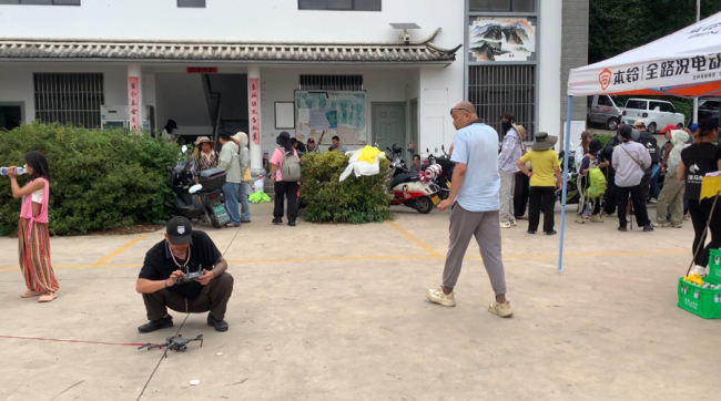 自闭症男孩殒命涉事独立营未备案 悲剧引发安全关注