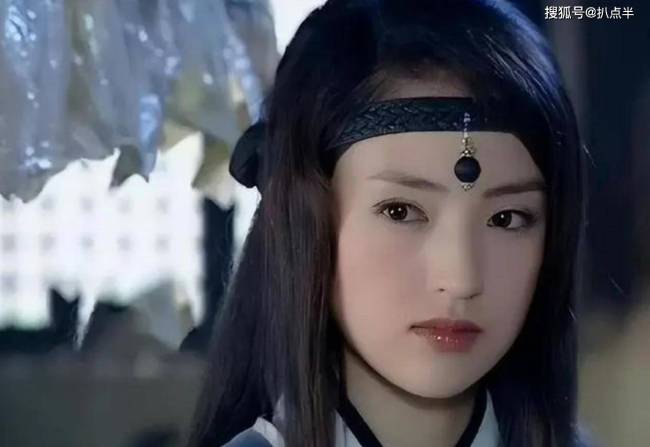 被群嘲的董璇,年轻时到底多美?出道22年10部经典作品,颜值几变 从巅峰到争议