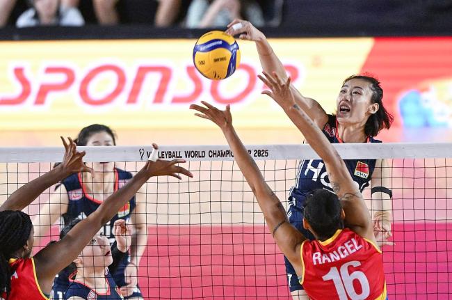 中国女排胜哥伦比亚 提前晋级世锦赛16强 五人得分上双助力胜利