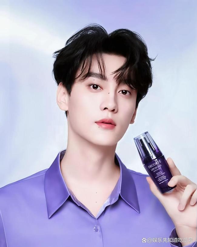 田栩宁或将登费加罗封面 未露面引爆全球热搜