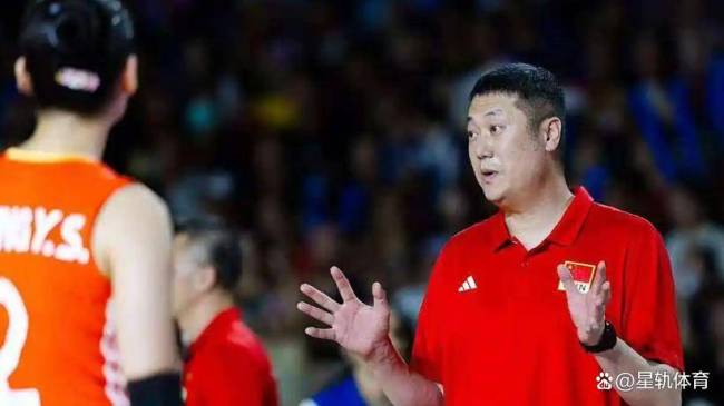 中国女排输掉第二局，倪非凡表现不佳 防守漏洞成关键