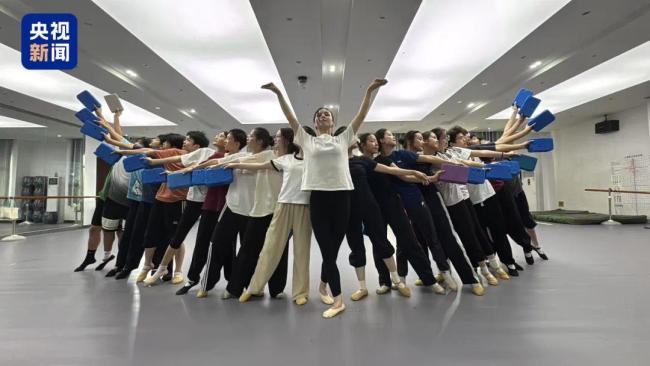 这群孩子的舞蹈,震撼全场!