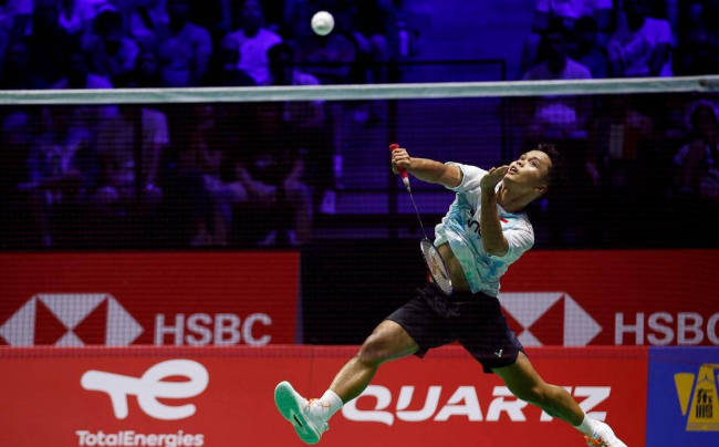 世界羽联总结世锦赛第二日:波波夫与金廷的体育精神超越了比赛胜负 激战虽败犹荣