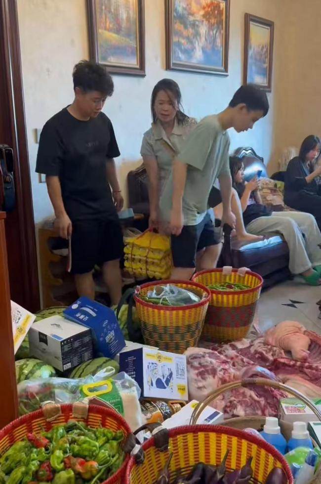 宇宙舅舅：孩子们开学离开心里空落 热闹后的宁静