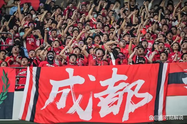 黄健翔：成都蓉城应大胆使用年轻人 换帅潮背后的隐忧
