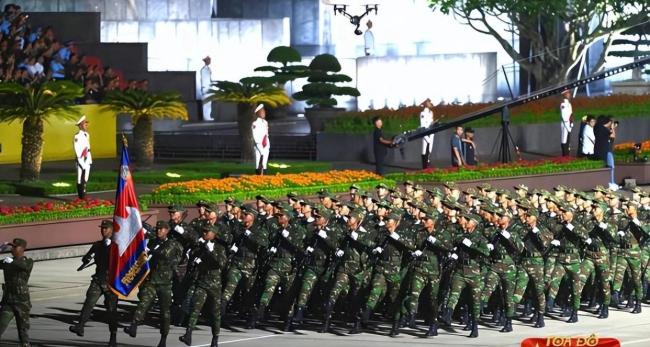 越南国庆阅兵举行国家级总彩排 模仿秀引发热议